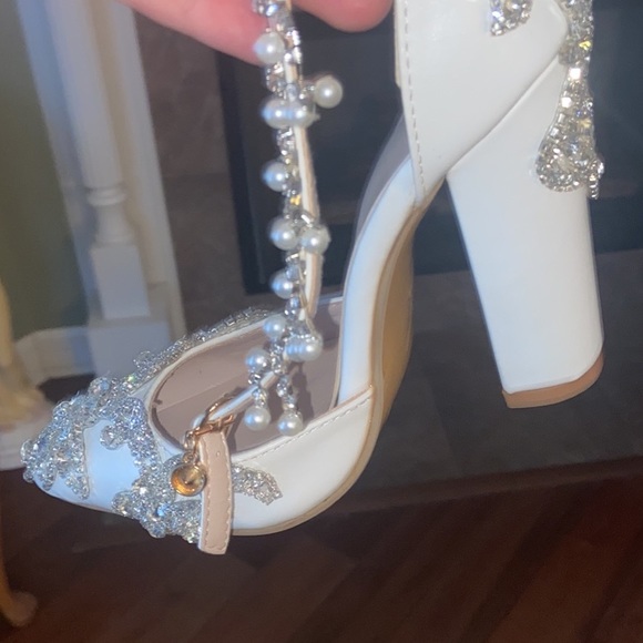 White Wedding Heels - Picture 1 of 3